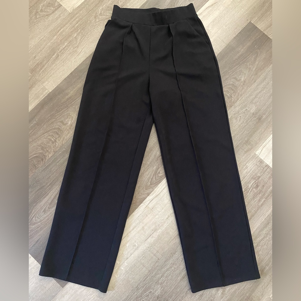 H&M Black High-Waist Pleated Wide-Leg Pants